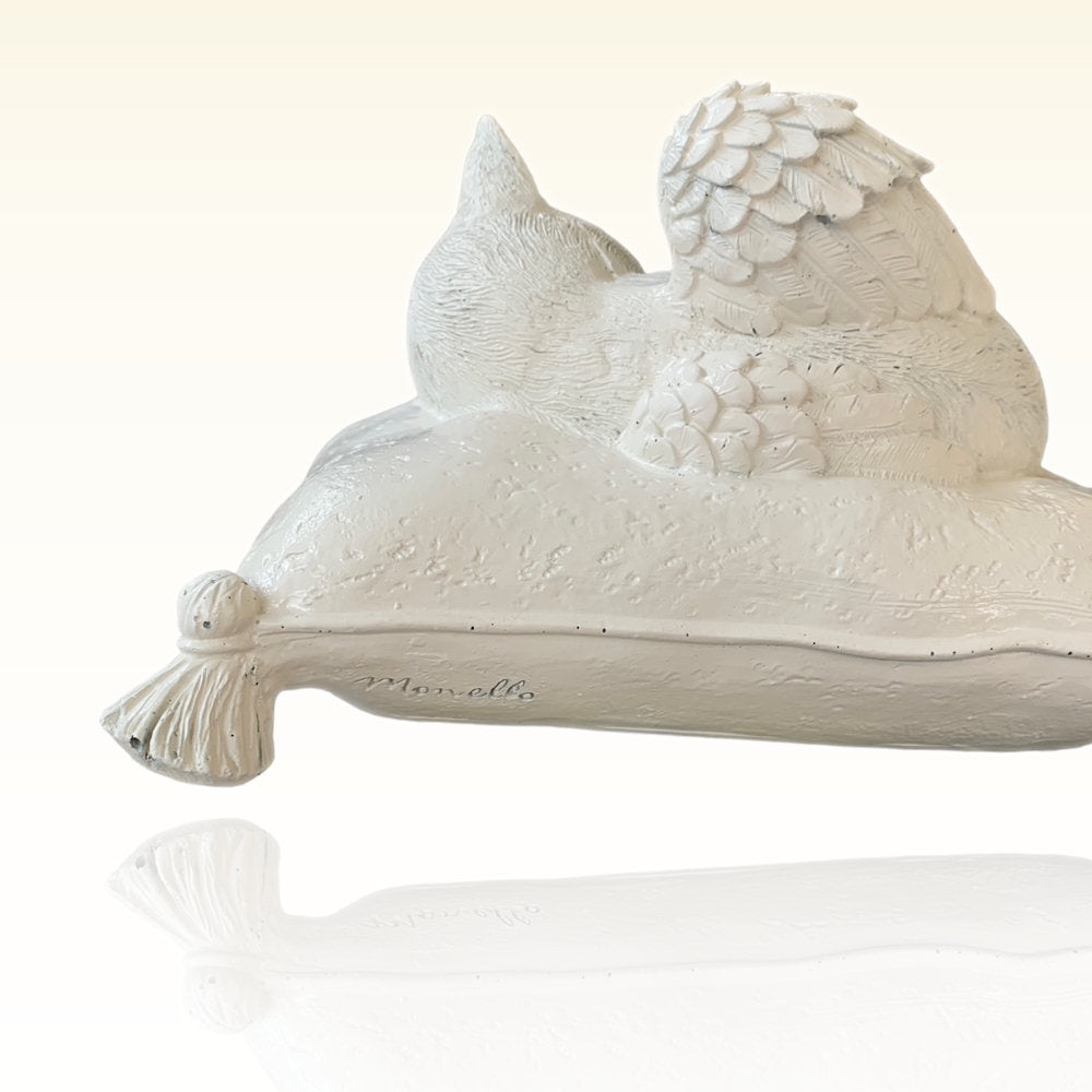 Monello® Katzenurne Katze auf Kissen Weiß B-Ware