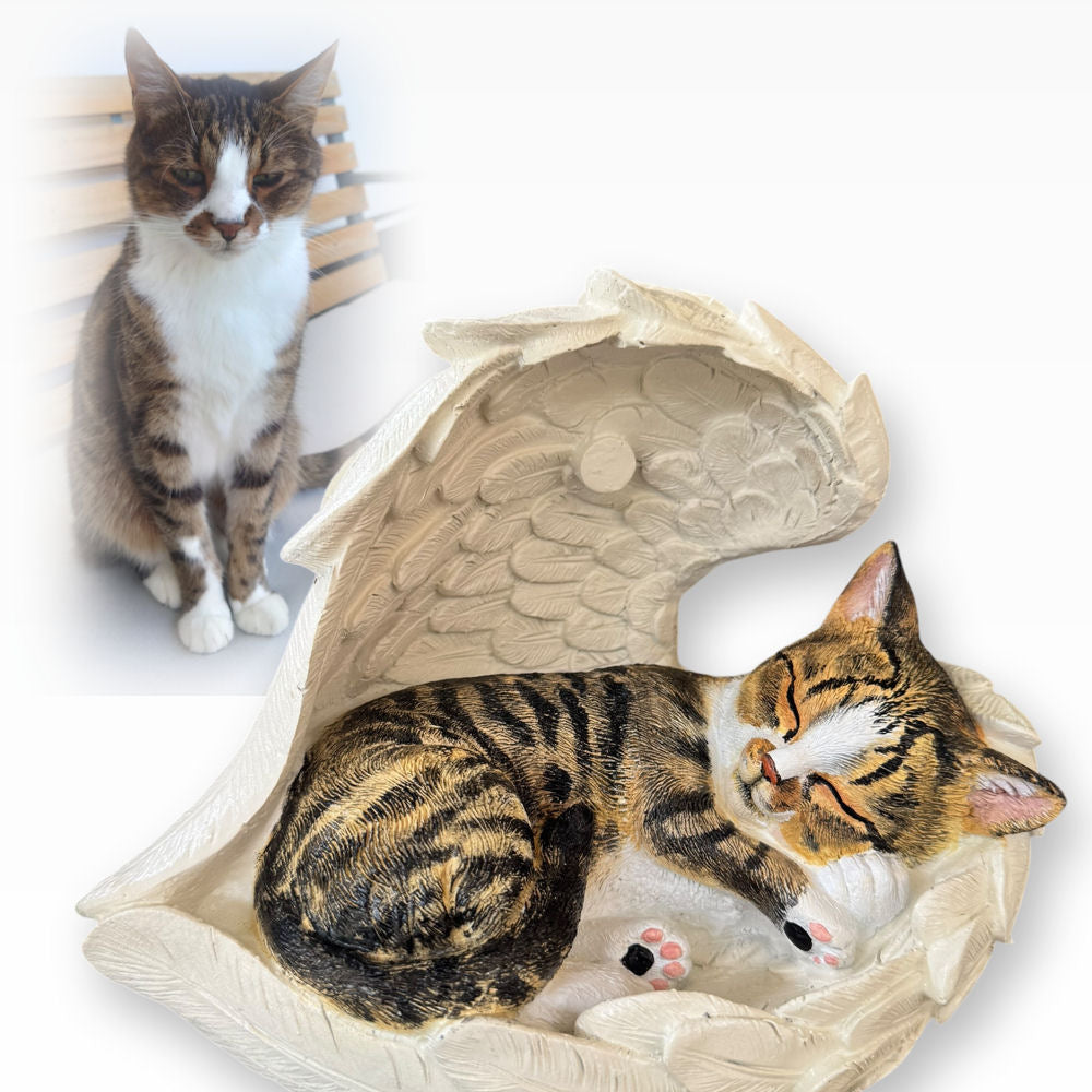 Monello® Katze in Engelsflügel bemalt nach Fotovorlage