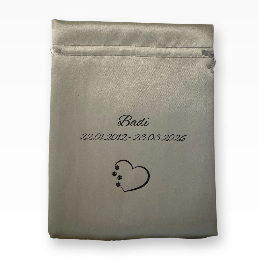 Monello® Aschesäckchen aus Satin – dicht, handgefertigt & flexibel formbar