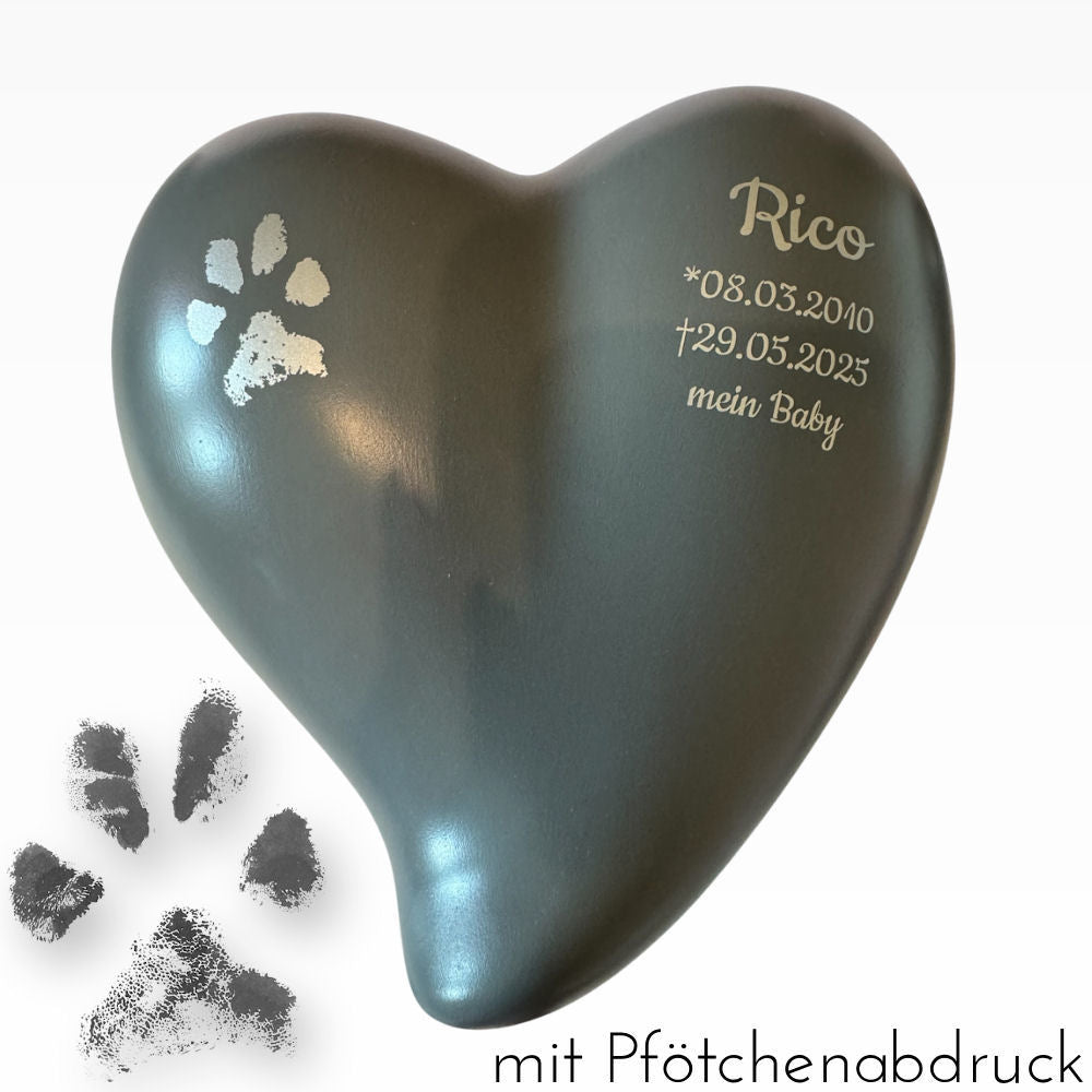 Keramik-Herzurne – Liebevolle Erinnerung in Herzform