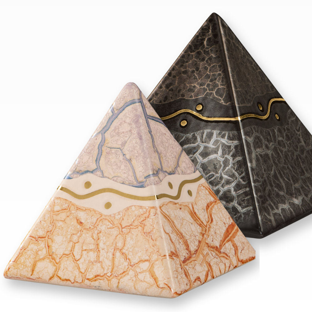 Heiso Tierurne Pyramide Modern