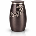 Edelmetall-Urne mit floraler Zierapplikation