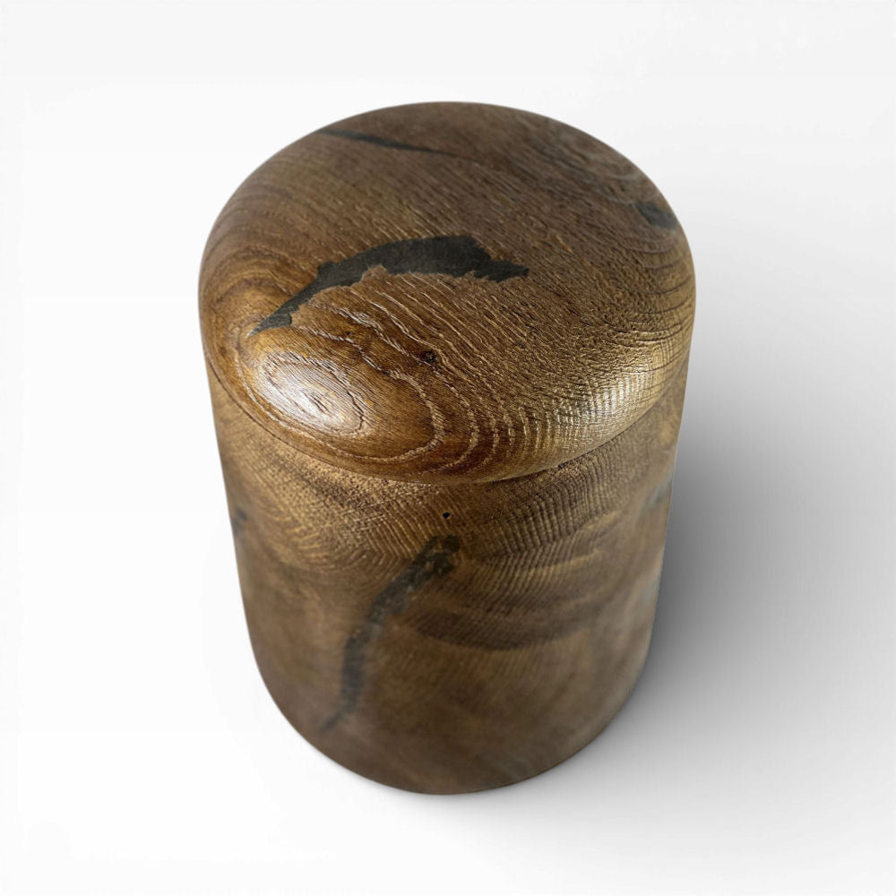 Menschenurne für die Beisetzung Handgefertigt aus massiver Räuchereiche