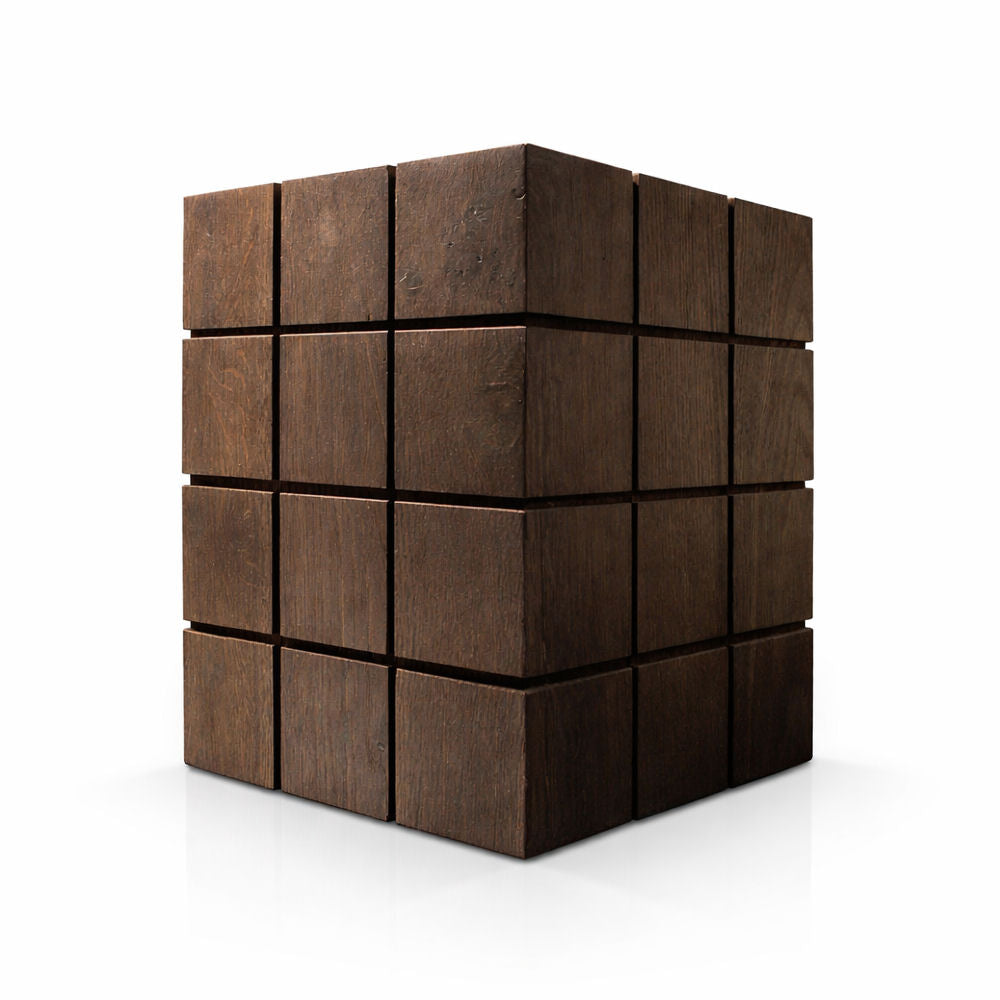 Humanurne aus Massivholz mit Würfelnut Frauchen & Herrchen