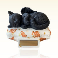 Monello Katzenurne Katze auf Kissen liegend Dunkelgrau Elfenbein